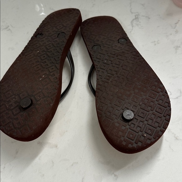 Tory Burch Snakeskin Pattern Sandals with Black Straps - Picture 5 of 8